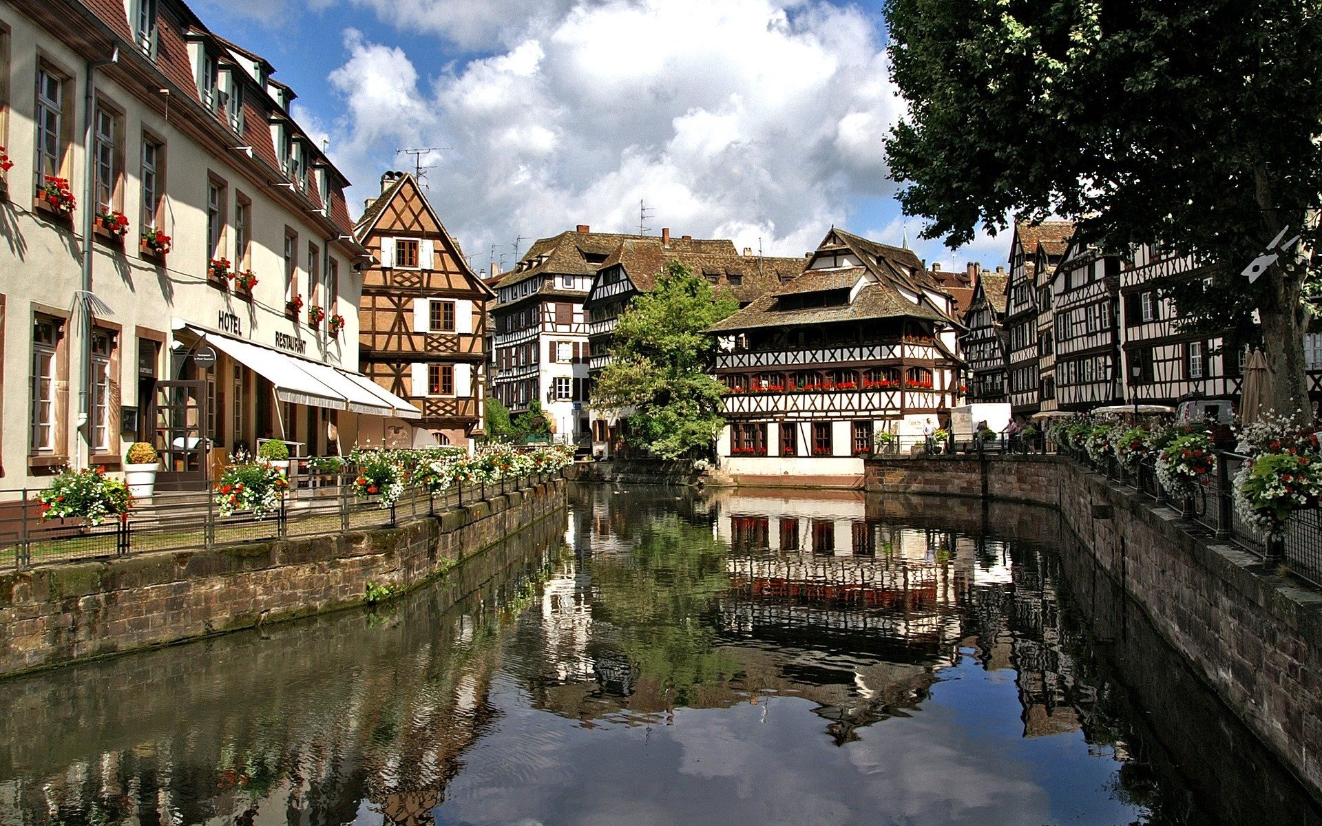 Übersetzungsbüro Straßburg (Strasbourg)