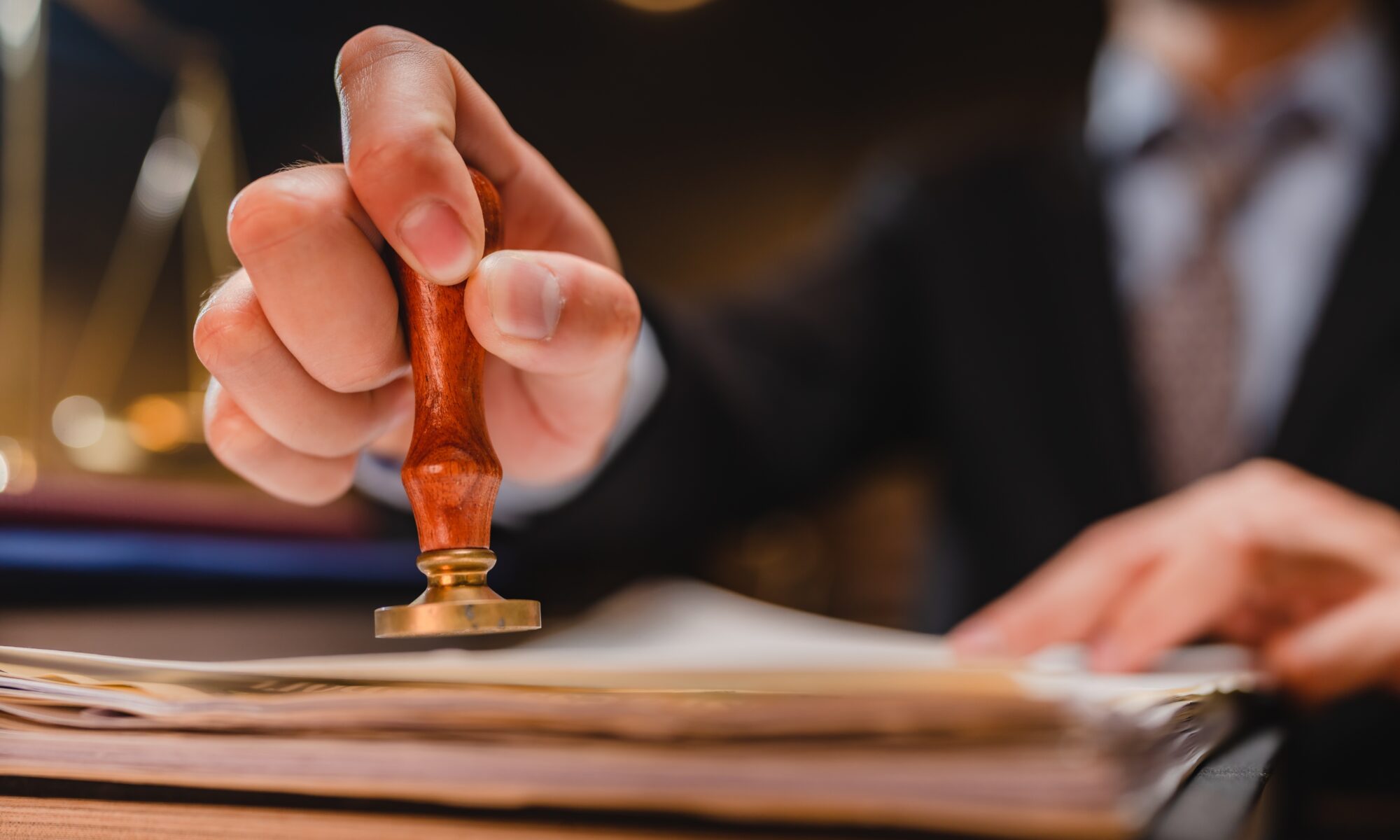 Rechtsübersetzungen für Schweizer Notariate und Rechtsbüros