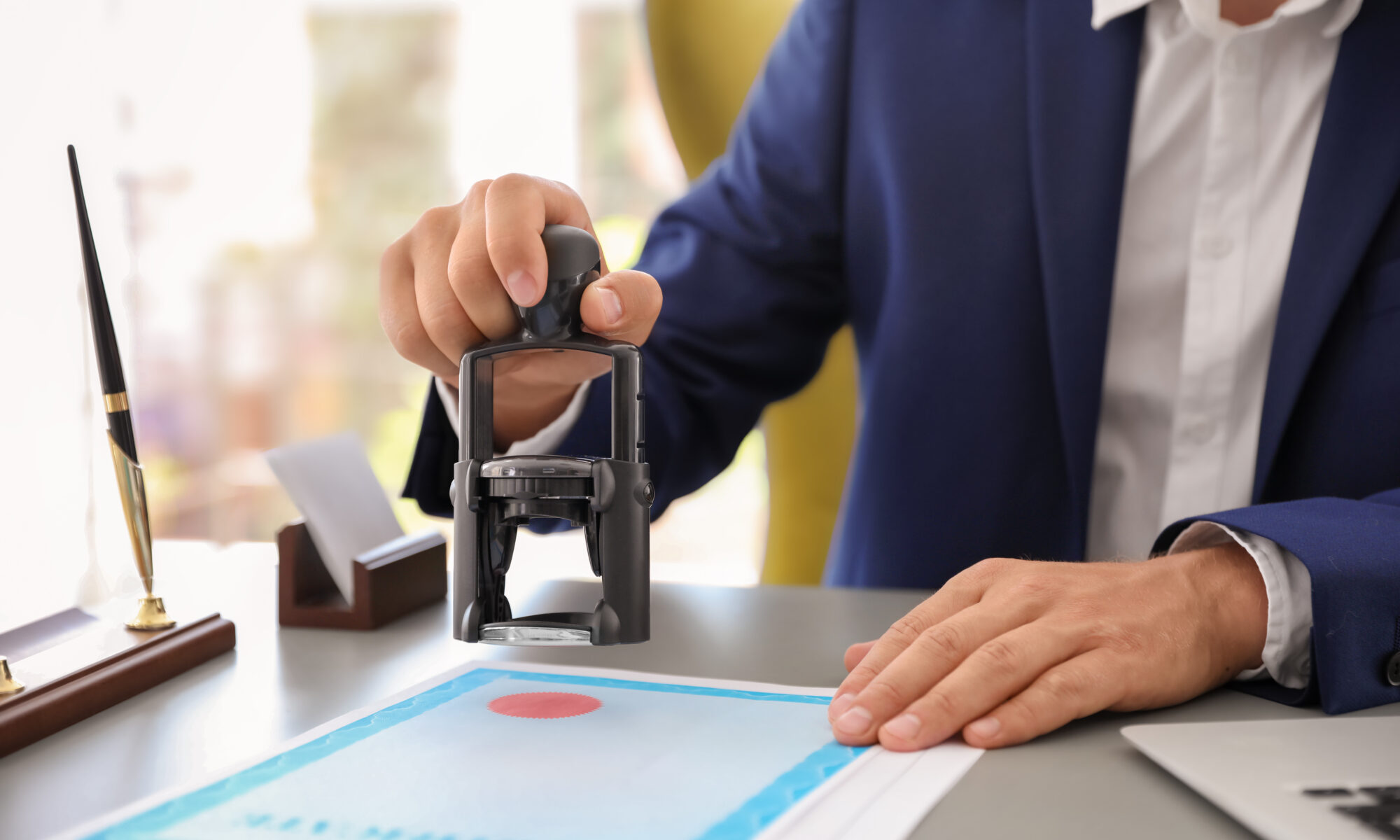 Apostille, Legalisation und Übersetzung | Dokumentenrouting Schweiz